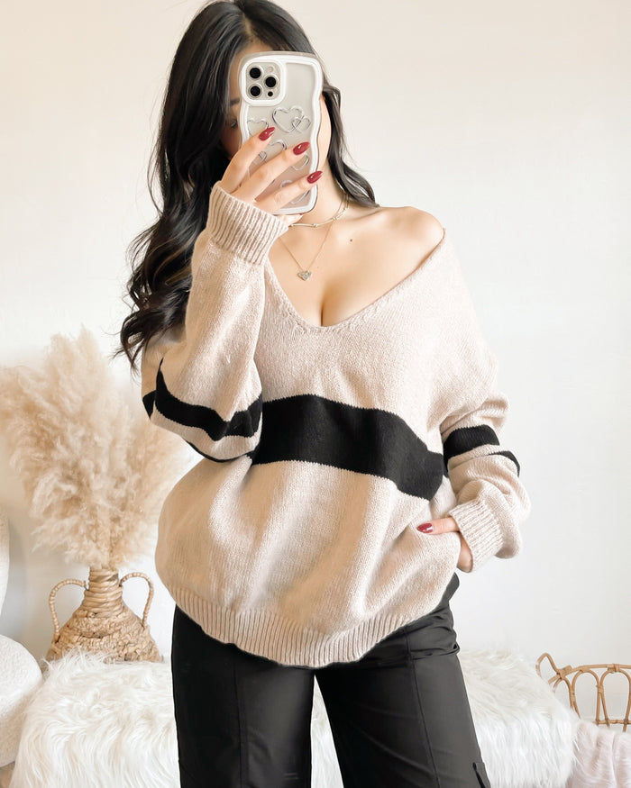 RESTOCKED! DINA OVERSIZED SWEATER